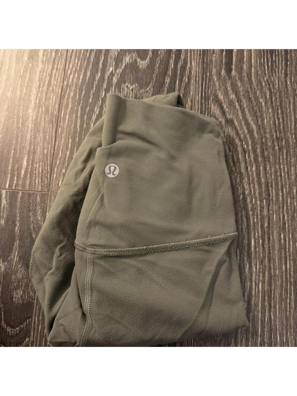 Lululemon Women's Green and Khaki Legging